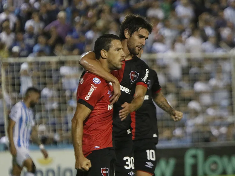 La jerarquía de Maxi y la torpeza de Albertengo, contrapuntos de Newell's