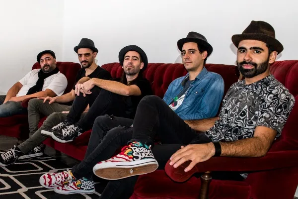 La banda local Perro Suizo cierra este domingo el Spiritual Fest en el Acuario