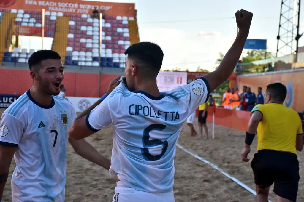 Argentina derrotó 7-4 a Perú en el Sudamericano Sub 20