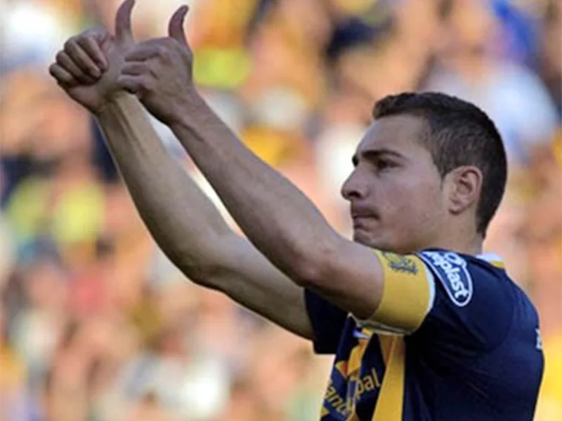 Carloni confirmó que deben charlar con Marco Ruben y definir su futuro