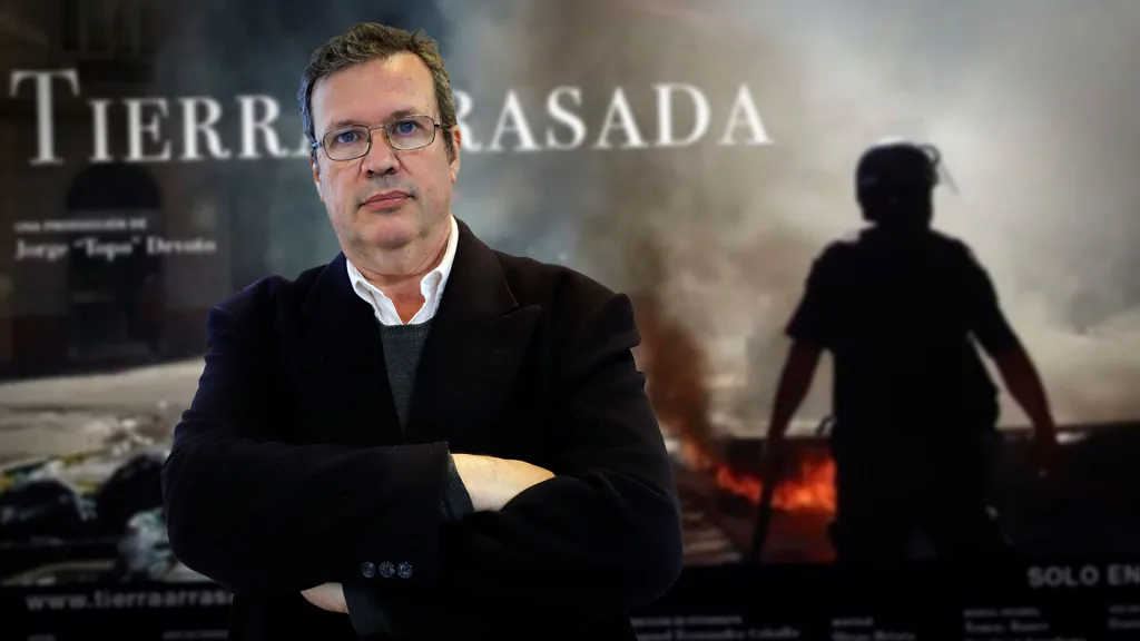 "Tierra arrasada", un testimonio de las consecuencias del neoliberalismo
