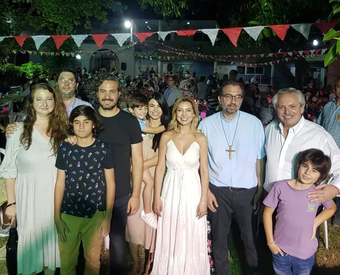 Alberto Fernández recibió la Navidad en San Cayetano