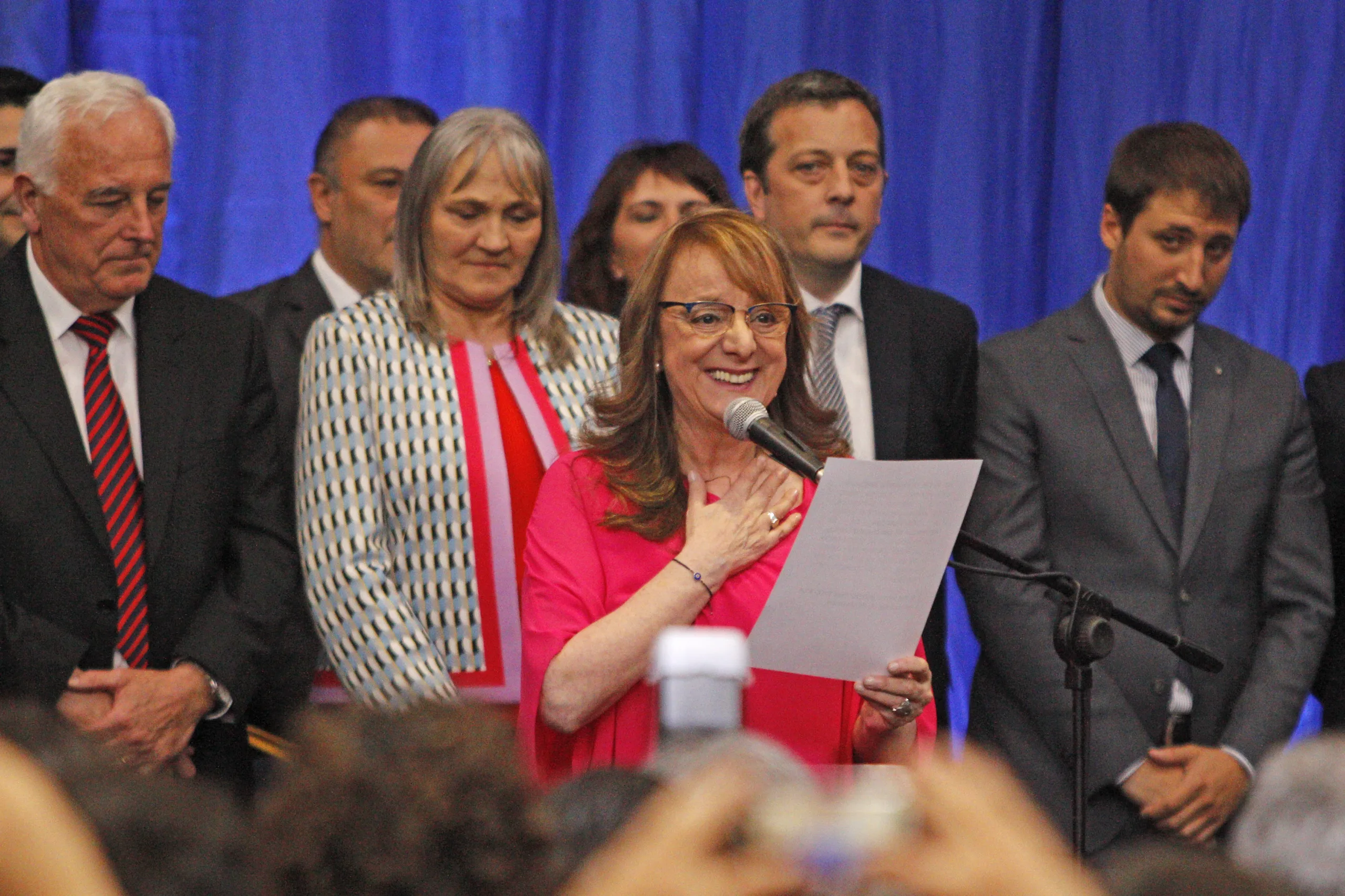 Alicia Kirchner juró como gobernadora de Santa Cruz en su segundo mandato