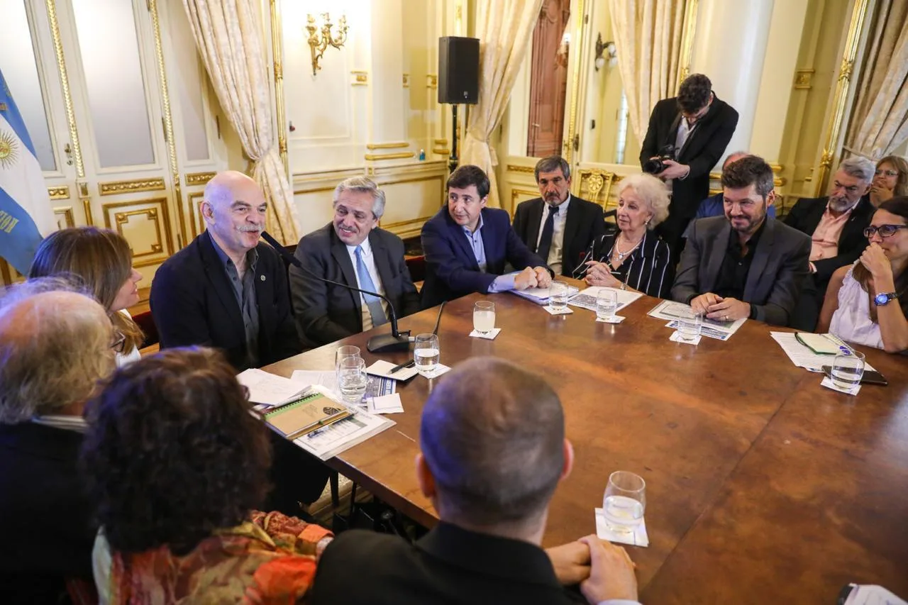 "Es indigno ser parte de una sociedad que no se preocupa del que tiene hambre"