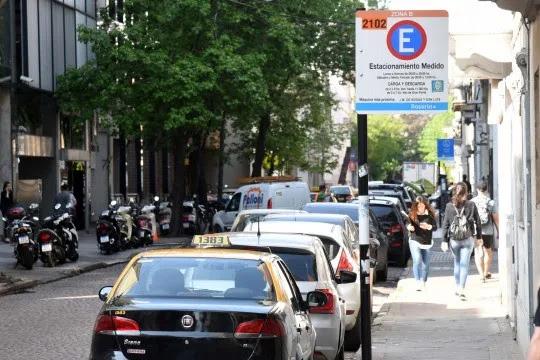 Fiestas: cómo funcionará el transporte, estacionamiento y carriles exclusivos