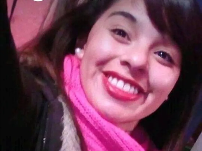 Asesinan a puñaladas a joven frente a su hijo de 4 años en el Gran Buenos Aires