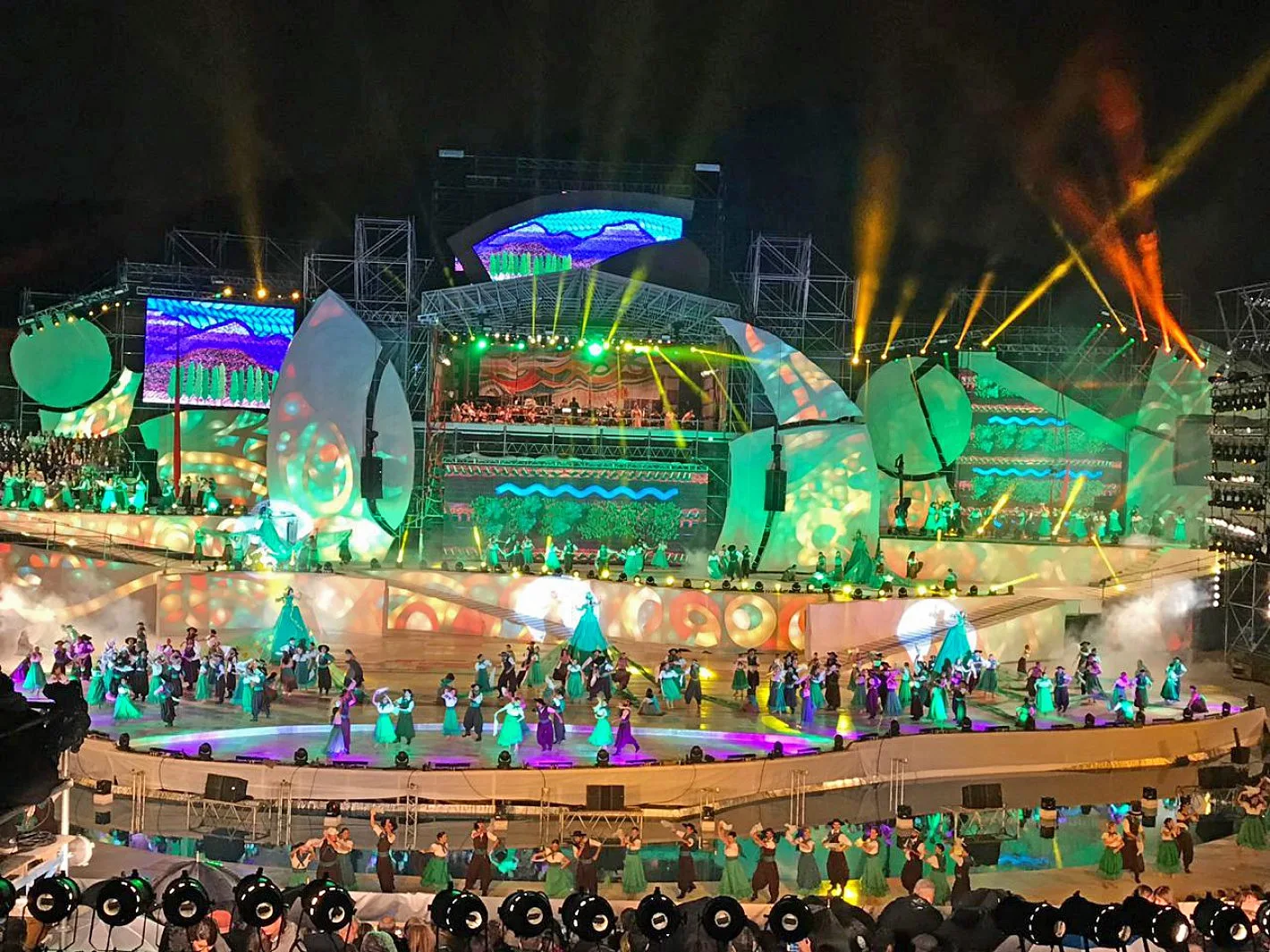Mendoza: bajan fiestas de la vendimia hasta que se anule ley que permite cianuro