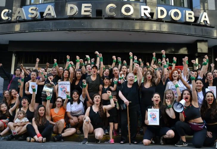Córdoba: Actrices Argentinas realizó acción para exigir libertad de condenada
