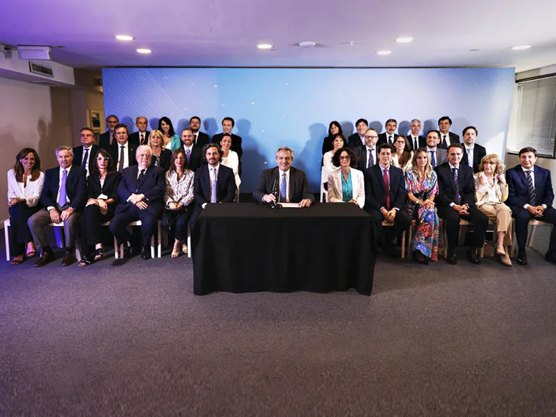 Con dos ministros rosarinos, Alberto Fernández presentó el Gabinete Nacional