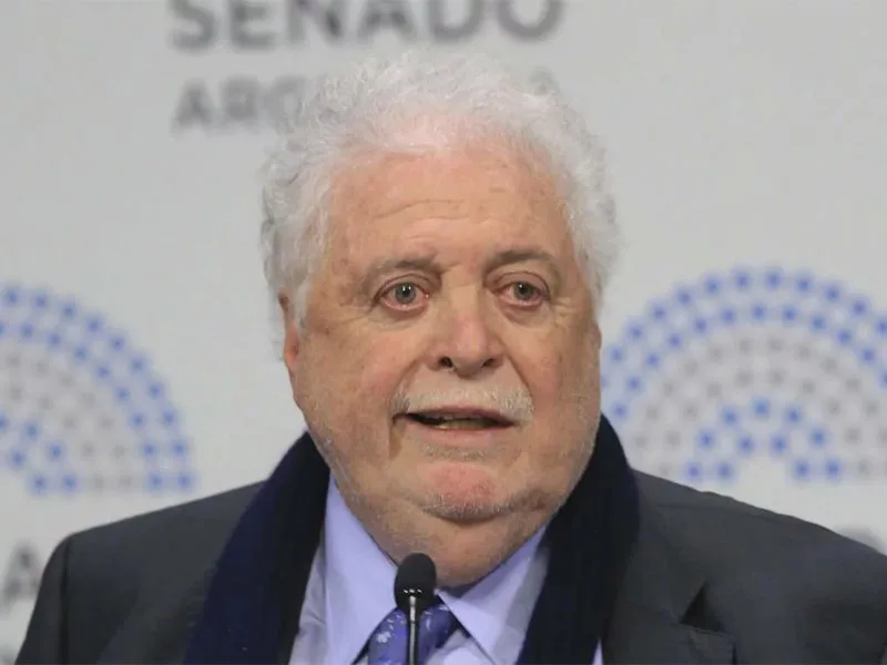 Ginés García pidió "estimular" la producción pública de misoprostol