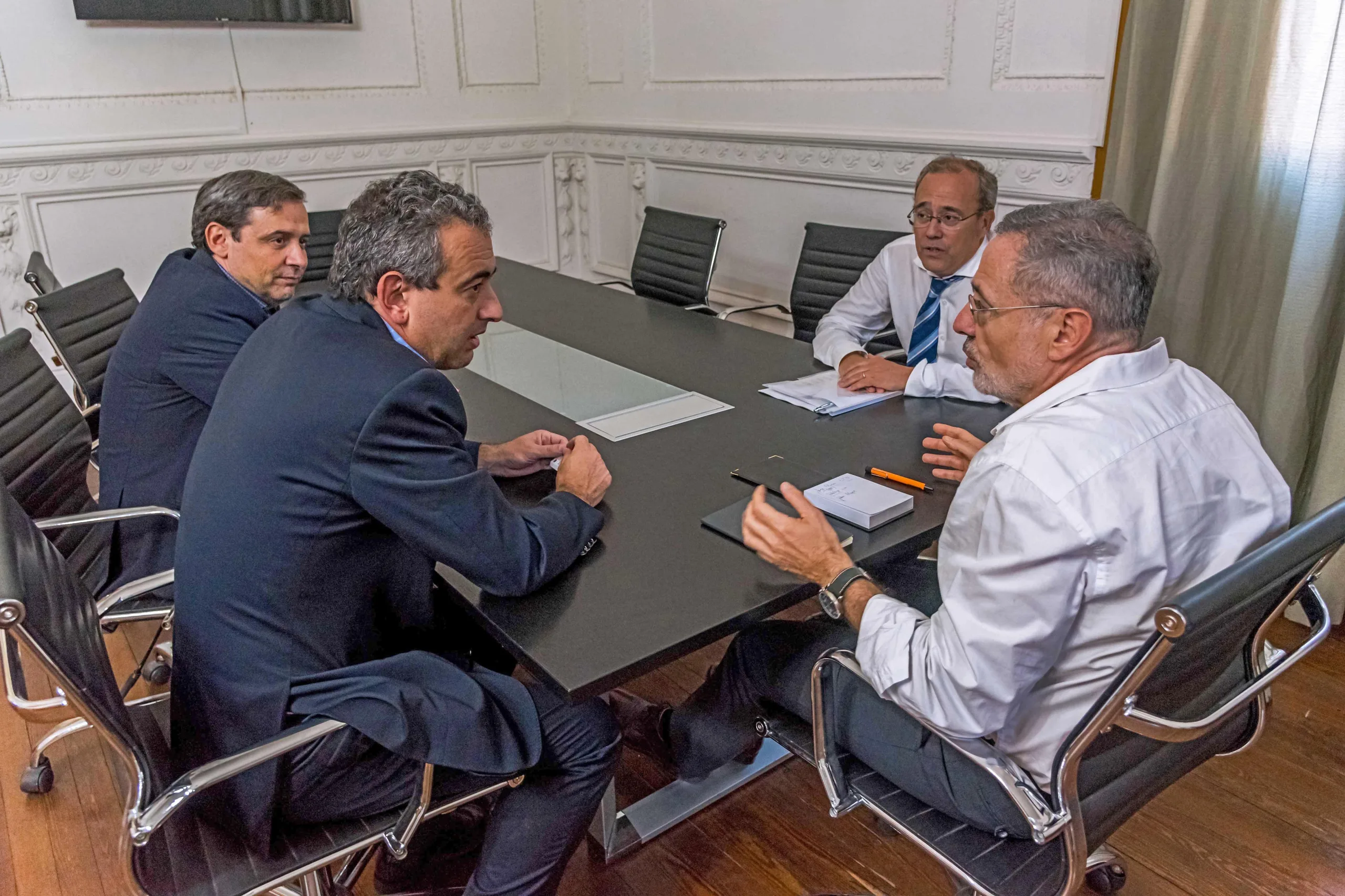 Seguridad en Rosario: Javkin y Sain quieren trabajar con las fuerzas federales