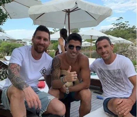 Trío letal: Messi, Suárez y Maxi Rodríguez estuvieron juntos en Uruguay