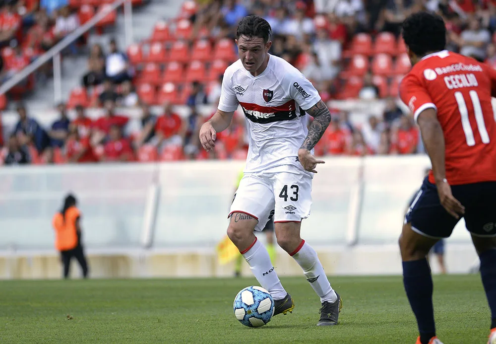 D'Amico: "No hay oferta por Moreno o Cacciabue. Nunca existió lo de River"