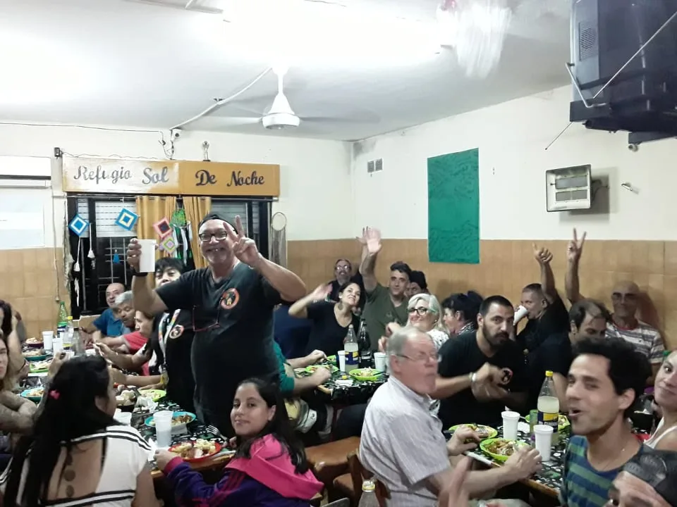 Refugio Sol de Noche prepara una mesaza para Año Nuevo