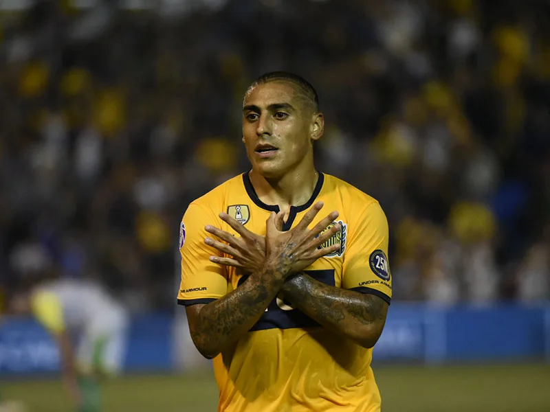 Con los cambios "lógicos" para recibir el domingo a Boca