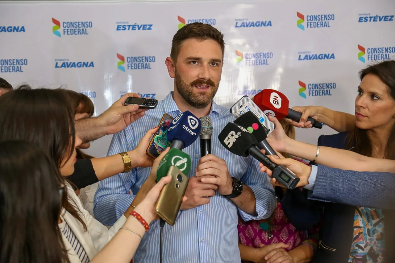 "Perotti un día pide diálogo y al otro manda a Sain a romper todos los puentes"