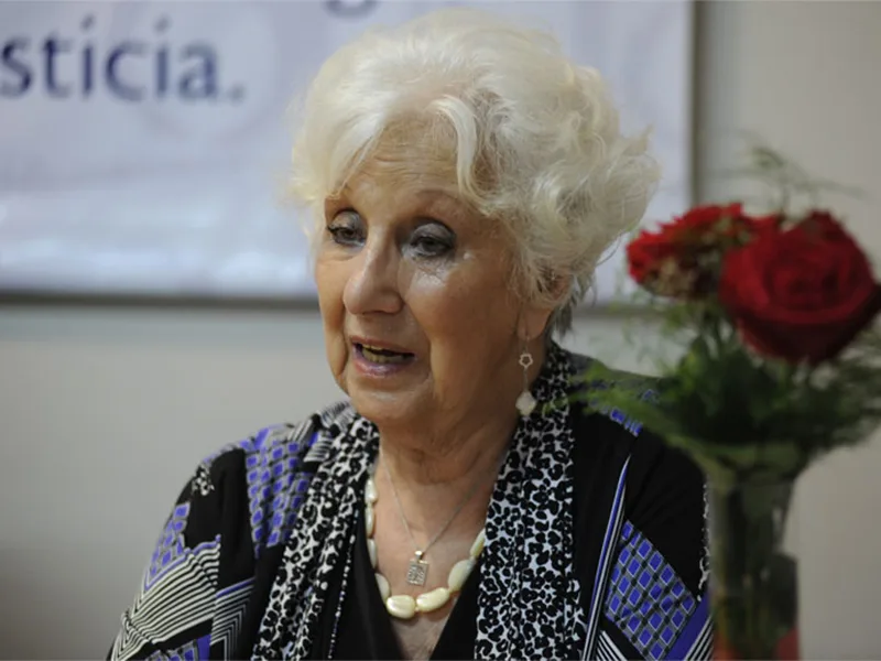 "Una ley contra el negacionismo no debe interferir en el derecho a expresarse"