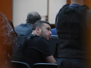 Piden llevar a juicio a Alvarado por organizar el traslado de casi 500 kilos de marihuana