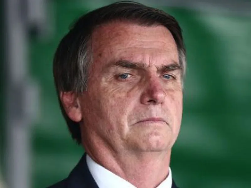 "No es una gripecita", le respondió un jugador de Gremio a Bolsonaro tras la muerte de su abuelo