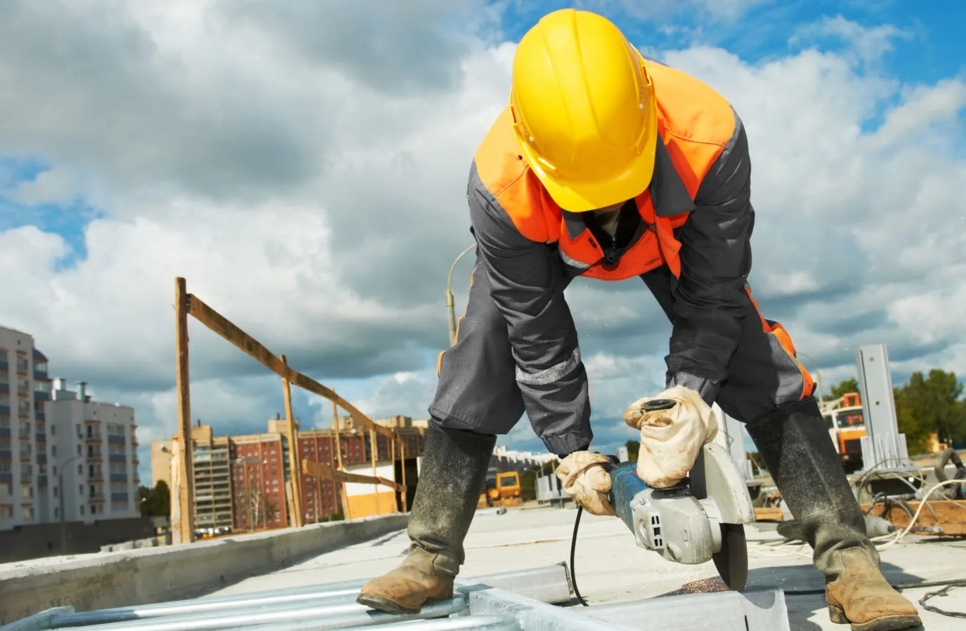 La Uocra y la Cámara de la Construcción pactaron una rebaja salarial del 25%