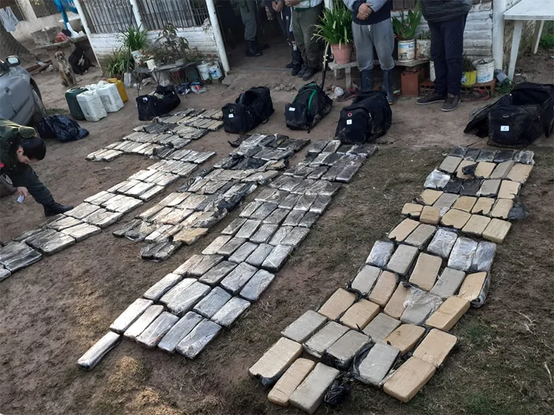 Piden enjuiciar a banda por tráfico internacional de drogas desde Paraguay a través del río Paraná