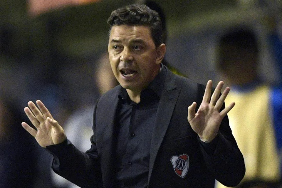 Marcelo Gallardo suena para reemplazar a Albert Celades en Valencia