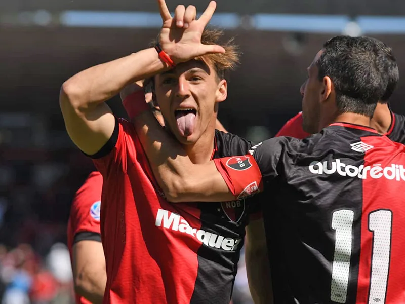 Betis pone la mira en Cacciabue, pero Newell's lo tasó en más de 6 millones de euros