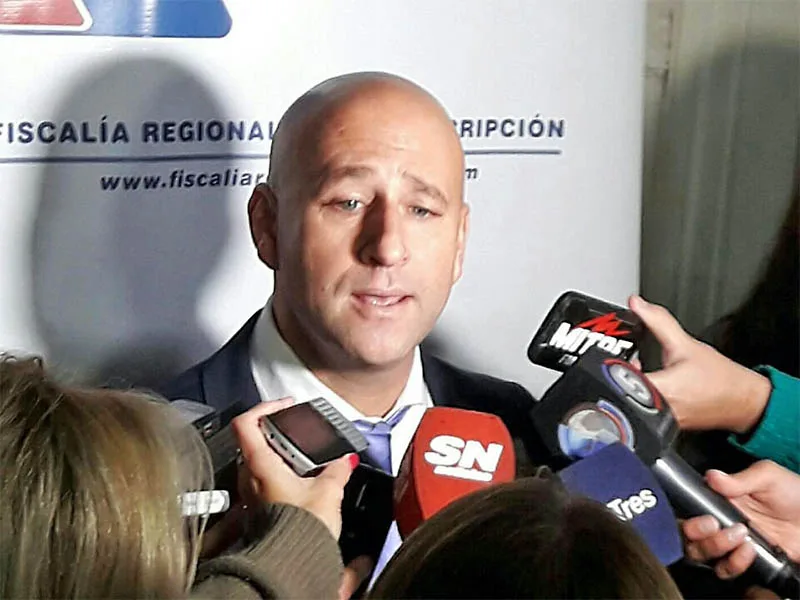 Patricio Serjal tiene investigación previa por mal desempeño y ahora quedó en la mira por coimas