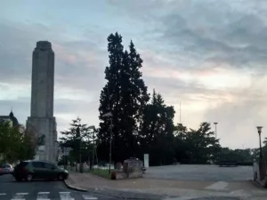 Jueves con buen tiempo y un cielo de ligeramente a algo nublado