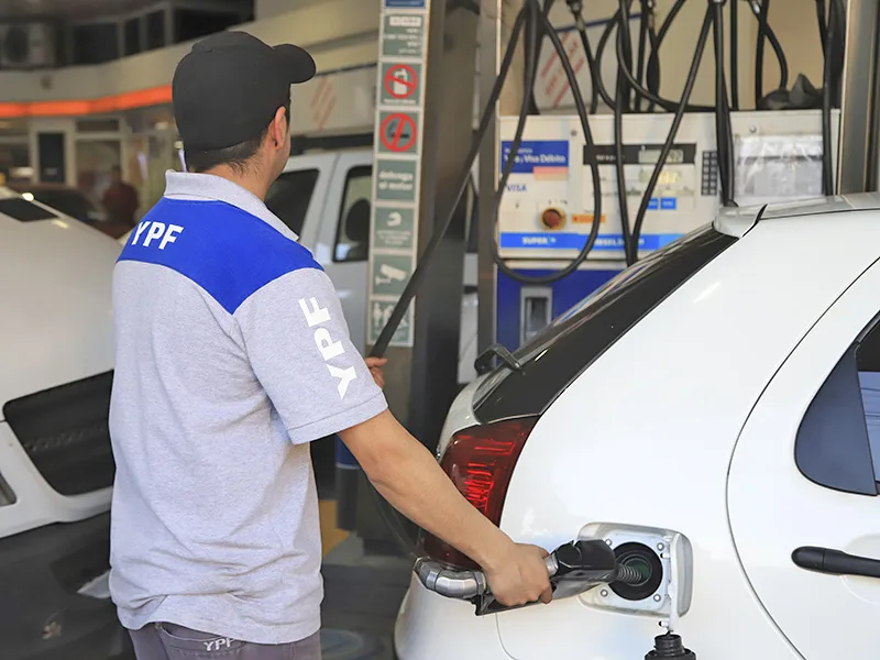 YPF aumentó los combustibles 4,5% promedio en el país, con mayores subas en el Gran Buenos Aires