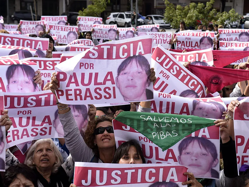 A 9 años de que desaparecieran a Paula Perassi en San Lorenzo hacen un ruidazo para exigir justicia