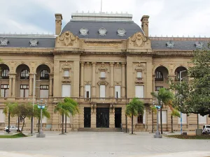 Insólito: el fin de semana largo entraron a robar en Casa de Gobierno