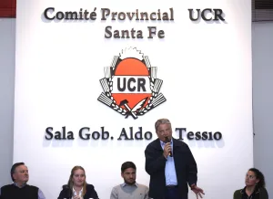 La UCR quiere encabezar una “amplia coalición opositora al oficialismo provincial”
