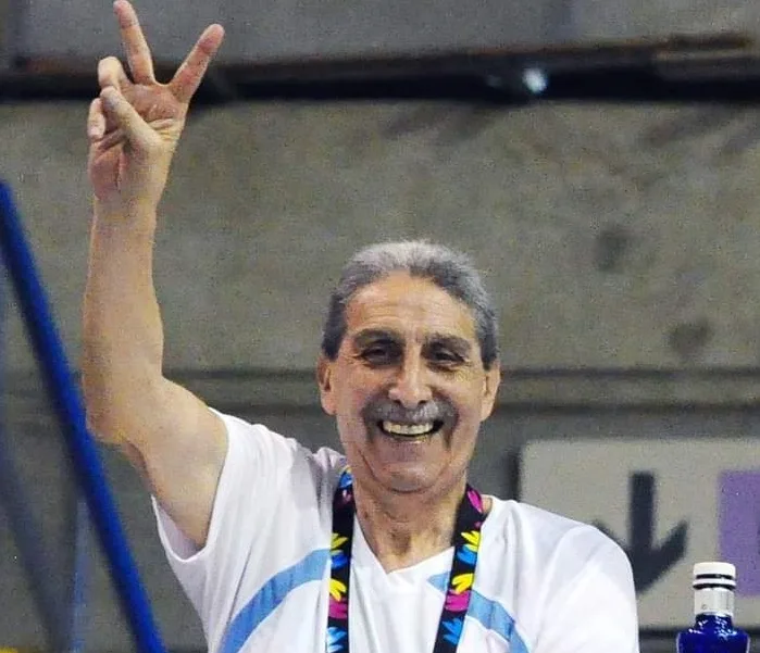 Otra dolorosa pérdida para el básquet rosarino, falleció Armando Cisneros