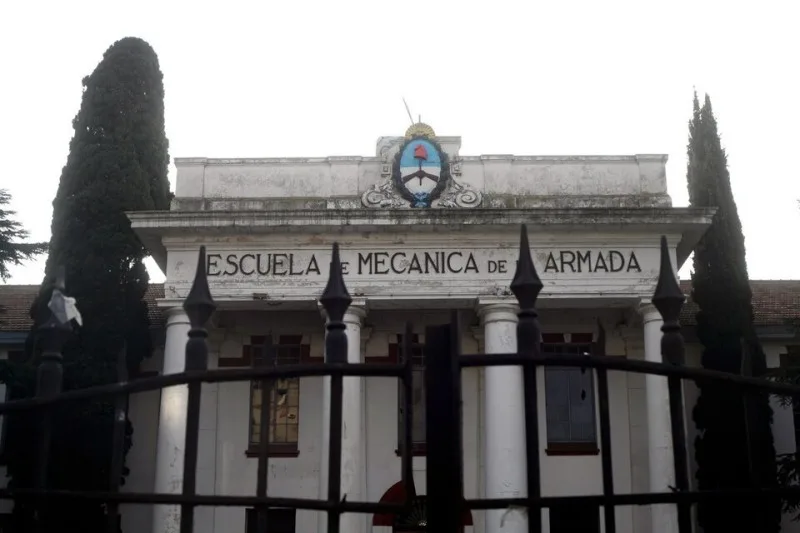 Condenados por delitos de lesa humanidad, afuera definitivamente de la Armada