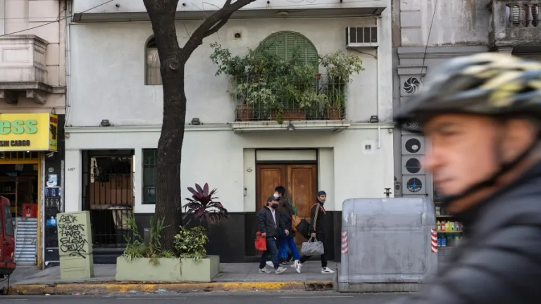 Secta SA: embargan 37 propiedades, 13 autos y congelan bienes de los imputados