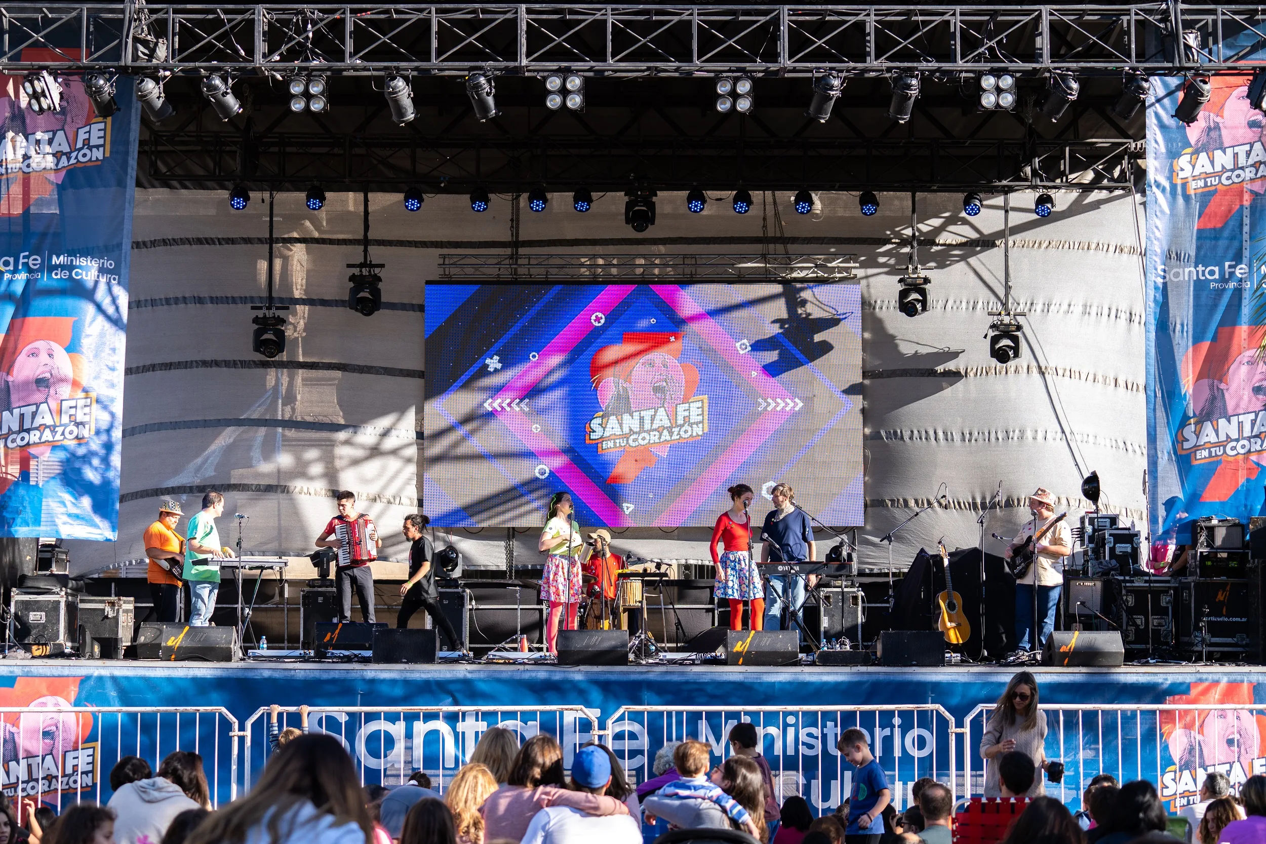 “Santa Fe en tu corazón” vuelve a Rosario de la mano de la banda para las infancias Canticuénticos