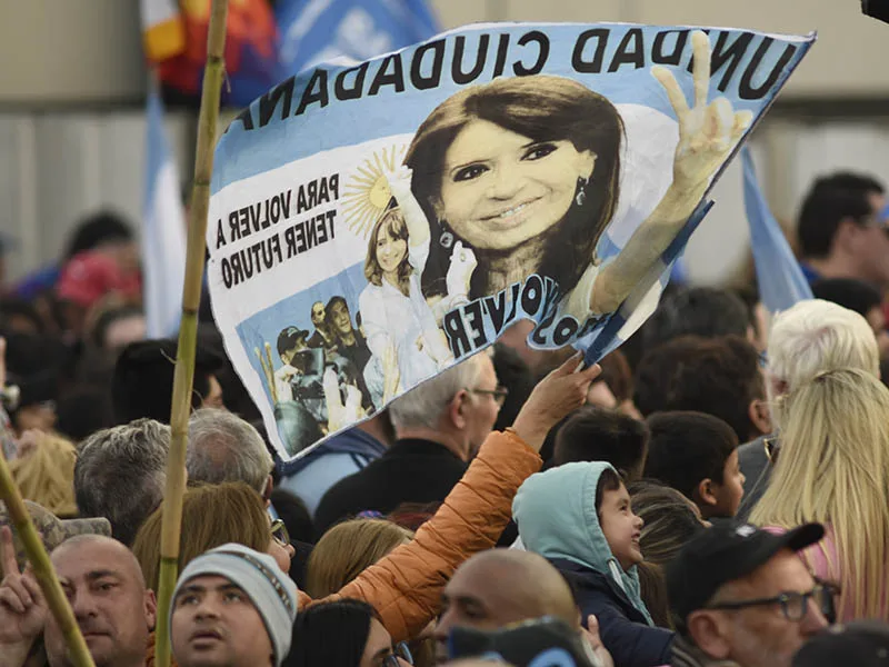 Convocan a movilizaciones en Rosario y Santa Fe en apoyo a Cristina y en "defensa de la democracia"