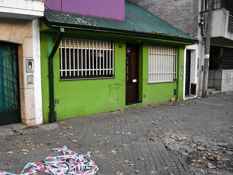 Mataron a un hombre en barrio Luis Agote: investigan si quiso entrar armado a una casa