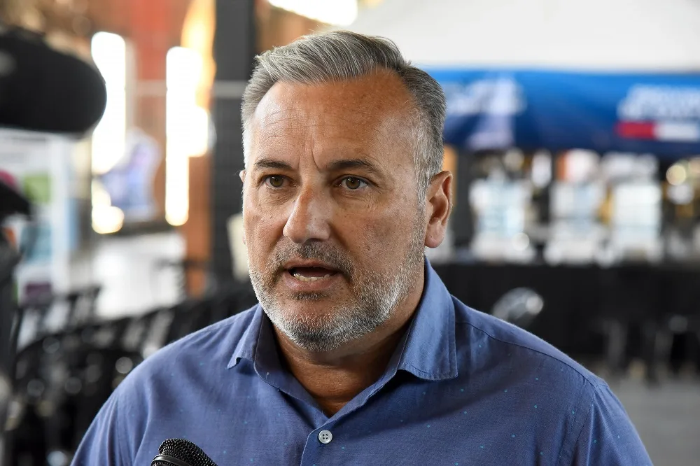 Lewandowski cruzó a Losada por su proyecto de criminalizar protesta de trabajadoras y trabajadores