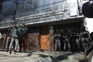 Allanan los sindicatos de Recolectores de Residuos y de Camioneros en Rosario