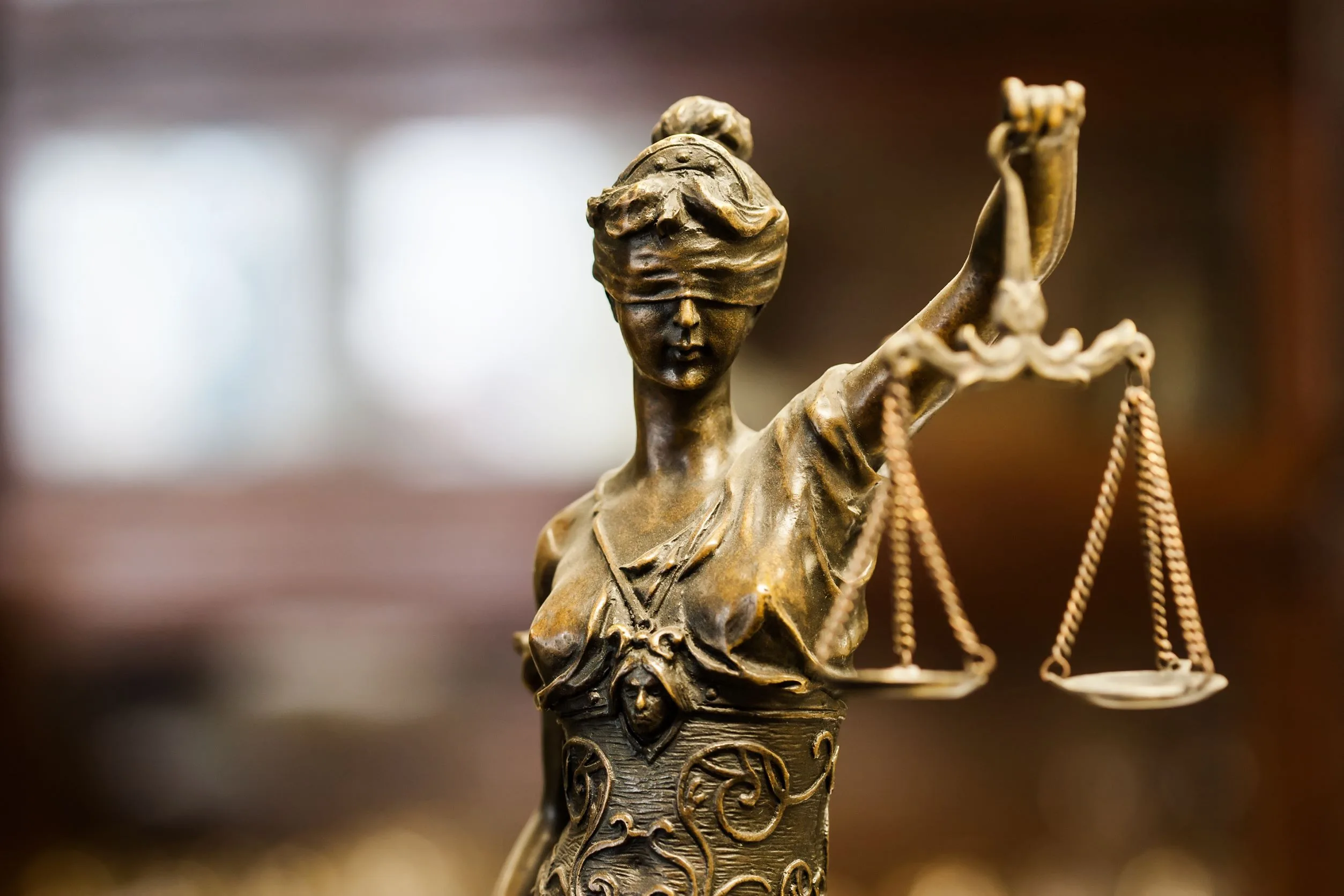 Proponen que se dicte decreto para garantizar igualdad de género en la Justicia