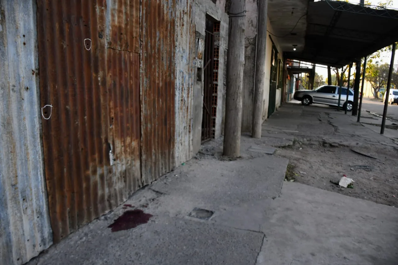 La antesala del crimen de Chuchu Cuenca: venta libre de droga en una plaza y un menor en la mira