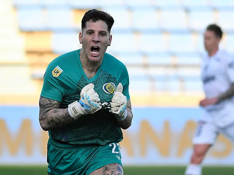 Servio, el único que se salvó del aplazo en la derrota ante Quilmes por Copa Argentina