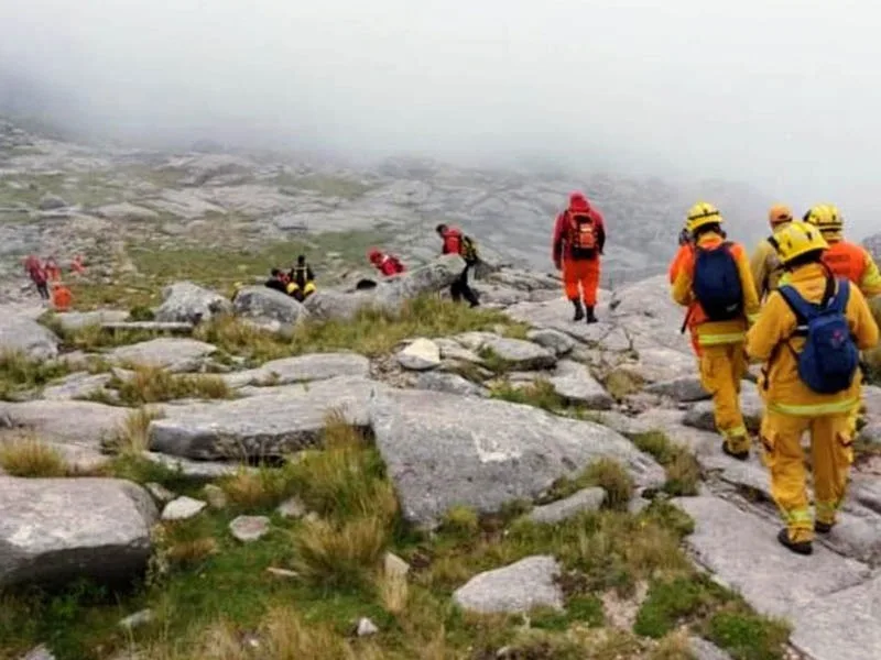 Una rosarina de 17 años sufrió una descompensación y falleció en el cerro Champaquí