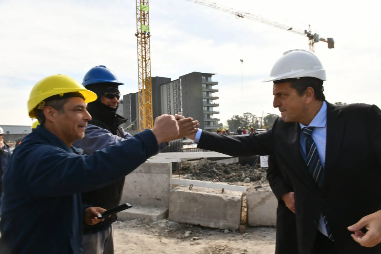 Massa prometió que los incentivos a la construcción tendrán un "sentido federal"