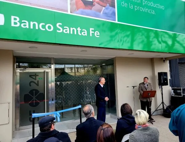 Villa Cañás ya cuenta con una sucursal del Banco Santa Fe