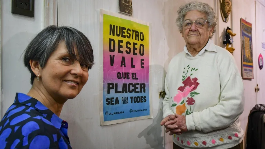 Adultas mayores derriban mitos sobre el orgasmo: "Las viejas somos activas sexualmente"