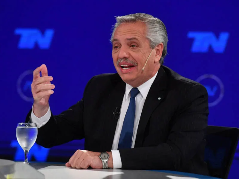 Fuera de "tergiversación", Alberto ratificó: "Si a alguien le es útil esta Justicia es a Cambiemos"