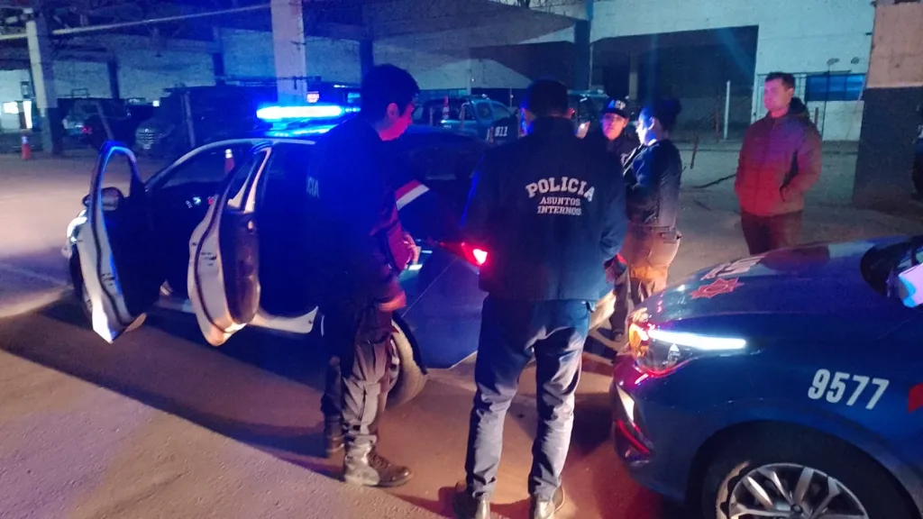 Dos policías del Comando Radioeléctrico detenidos por extorsiones y abuso de autoridad